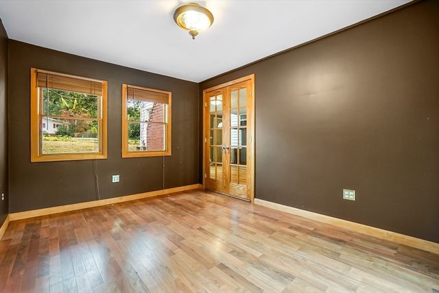 454 Old Connecticut Path, Wayland, MA 01778