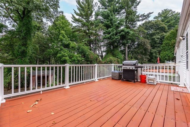 454 Old Connecticut Path, Wayland, MA 01778