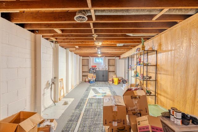 2506 W Whitaker AVENUE, Milwaukee, WI 53221