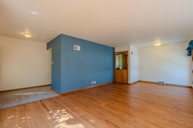 2506 W Whitaker AVENUE, Milwaukee, WI 53221