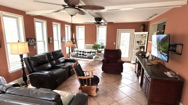 4420 N Highway 25W, Williamsburg, KY 40769