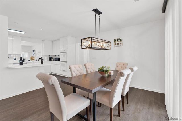 6060 Franklin Road, Bloomfield Hills, MI 48301