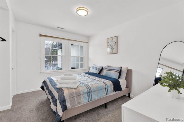 6060 Franklin Road, Bloomfield Hills, MI 48301