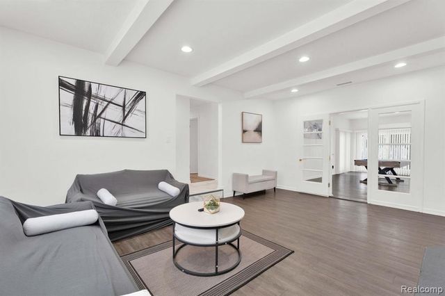 6060 Franklin Road, Bloomfield Hills, MI 48301