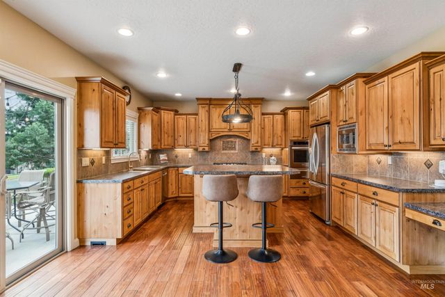 12312 S Brunswick Way, Nampa, ID 83686