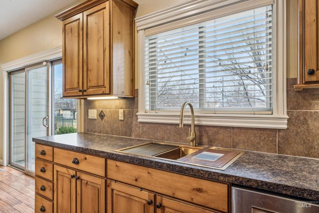 12312 S Brunswick Way, Nampa, ID 83686