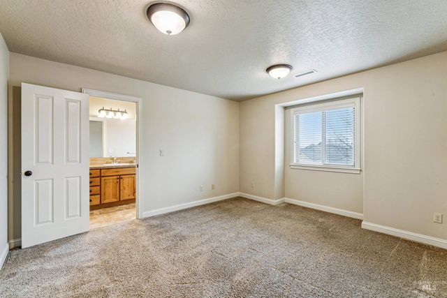 12312 S Brunswick Way, Nampa, ID 83686