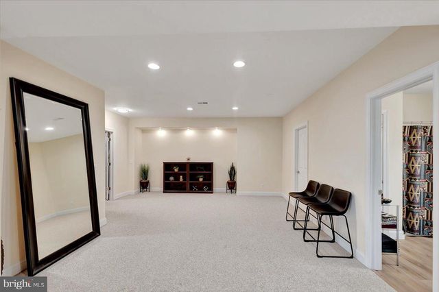 2512 SAPLING RIDGE LN, Brookeville, MD 20833