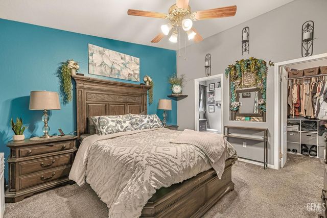 288 Sherman Peak Drive, Bakersfield, CA 93308