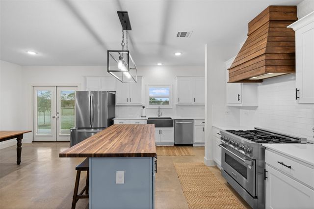 44206 Springer Road, Hempstead, TX 77445