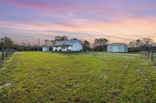 44206 Springer Road, Hempstead, TX 77445