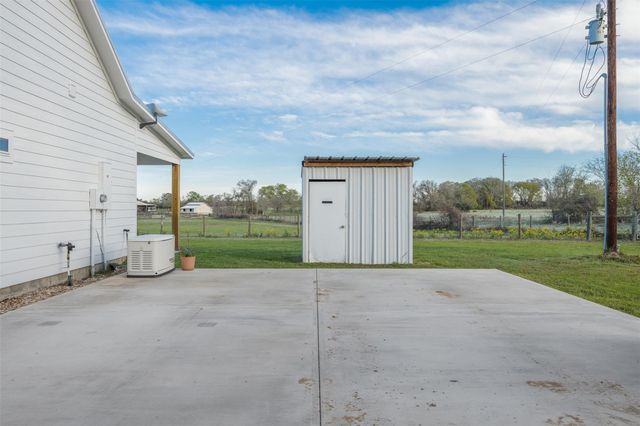 44206 Springer Road, Hempstead, TX 77445