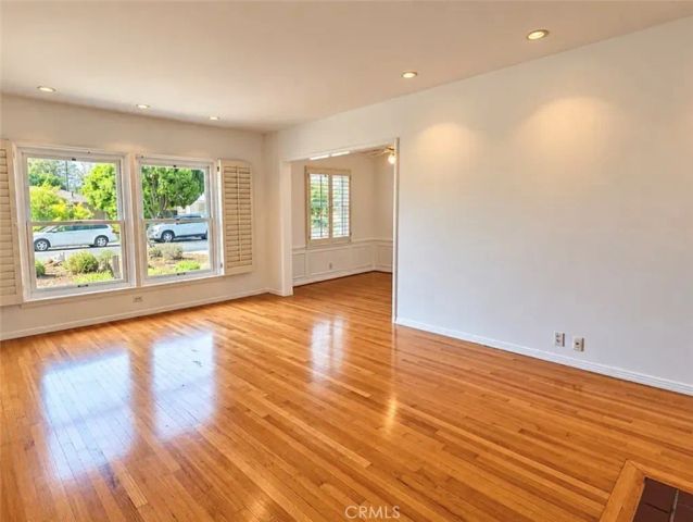 6548 Colbath, Van Nuys, CA 91401