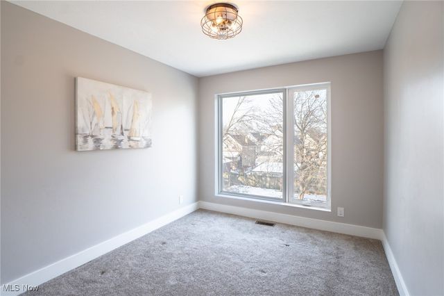 4414 Bucyrus Avenue, Cleveland, OH 44109