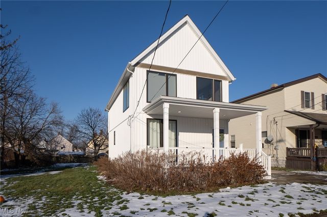 4414 Bucyrus Avenue, Cleveland, OH 44109