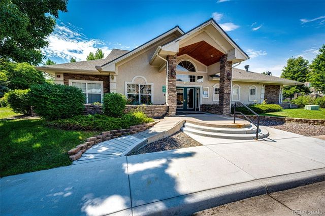 12233 W Cross Drive 307, Littleton, CO 80127