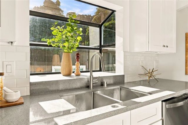 8518 Walnut, Los Angeles, CA 90046