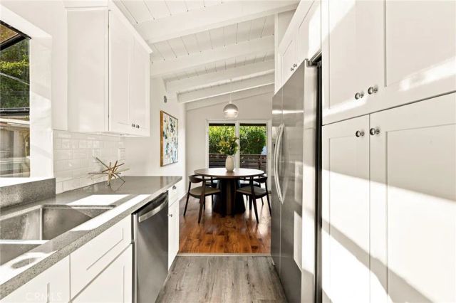 8518 Walnut, Los Angeles, CA 90046