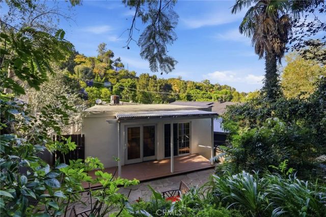 8518 Walnut, Los Angeles, CA 90046