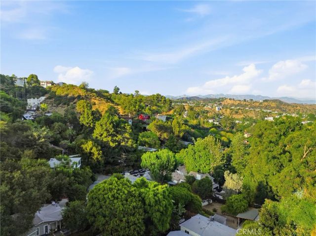 8518 Walnut, Los Angeles, CA 90046