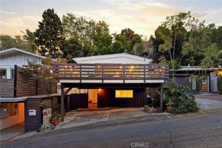 8518 Walnut, Los Angeles, CA 90046