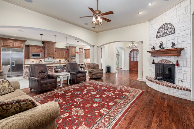 4491 Lake Breeze Drive, Mckinney, TX 75071