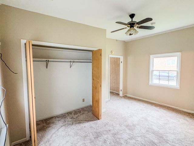 869 Whitney Avenue, Lexington, KY 40508