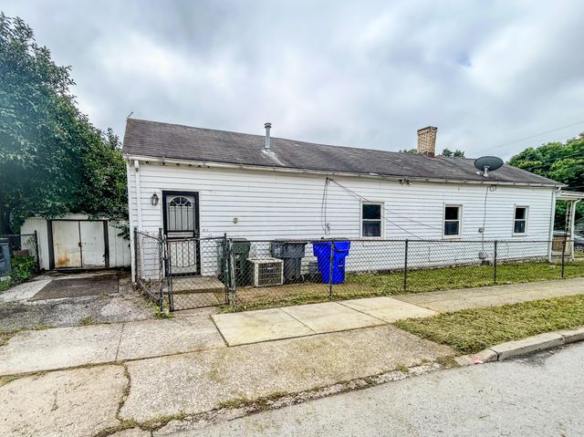 869 Whitney Avenue, Lexington, KY 40508