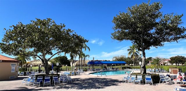 8880 Sunrise Lakes Blvd 209, Sunrise, FL 33322