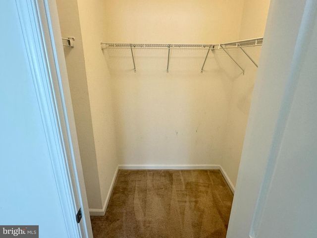 7536 BRUNSON CIR, Gainesville, VA 20155
