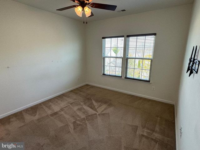7536 BRUNSON CIR, Gainesville, VA 20155