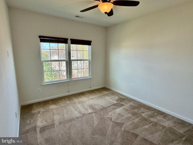 7536 BRUNSON CIR, Gainesville, VA 20155