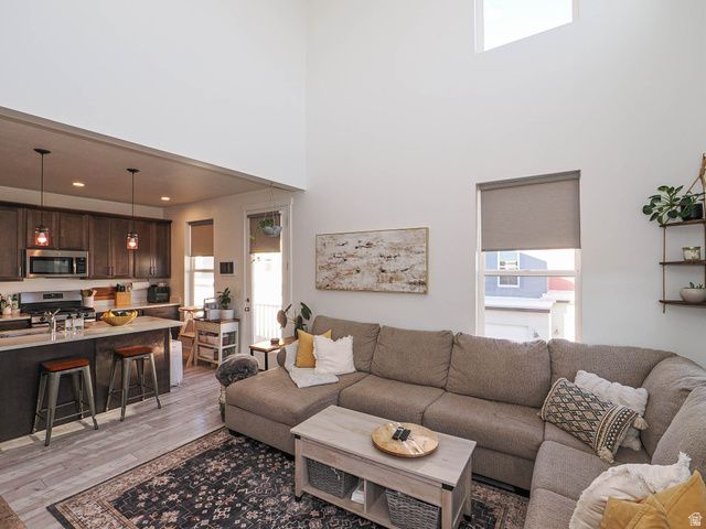 5297 W BOWSTRING WAY, South Jordan, UT 84009