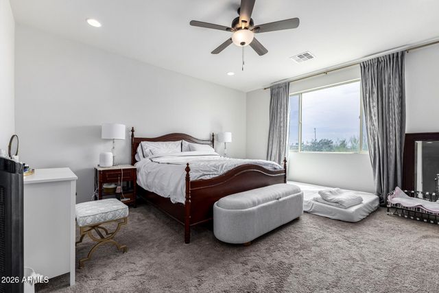 3557 E TINA Drive, Phoenix, AZ 85050