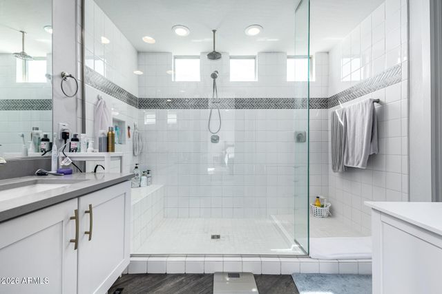 3557 E TINA Drive, Phoenix, AZ 85050