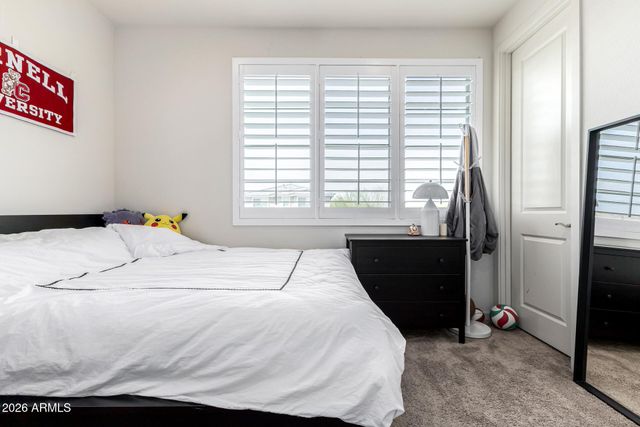 3557 E TINA Drive, Phoenix, AZ 85050