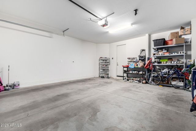 3557 E TINA Drive, Phoenix, AZ 85050