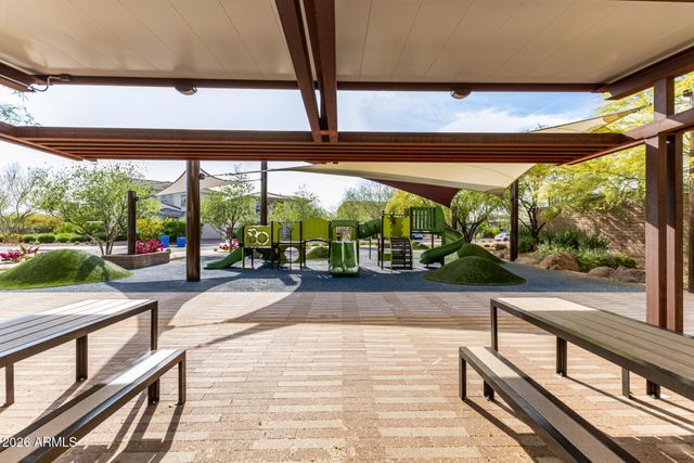 3557 E TINA Drive, Phoenix, AZ 85050