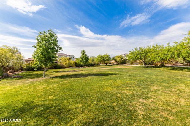 3557 E TINA Drive, Phoenix, AZ 85050