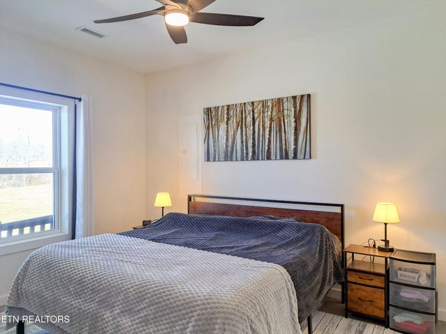 4907 Newton Rd, Crossville, TN 38572