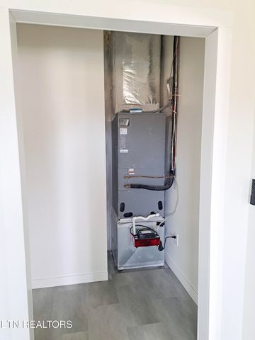 4907 Newton Rd, Crossville, TN 38572