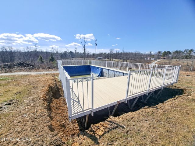 4907 Newton Rd, Crossville, TN 38572