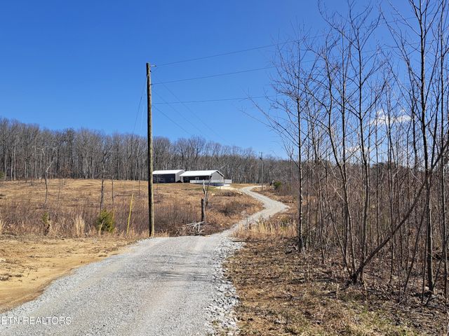 4907 Newton Rd, Crossville, TN 38572