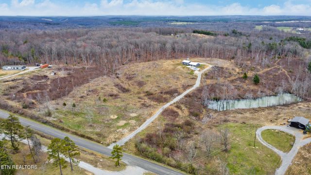 4907 Newton Rd, Crossville, TN 38572