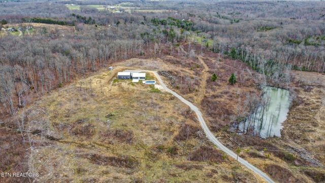 4907 Newton Rd, Crossville, TN 38572