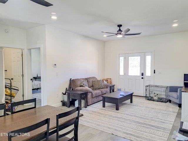 4907 Newton Rd, Crossville, TN 38572