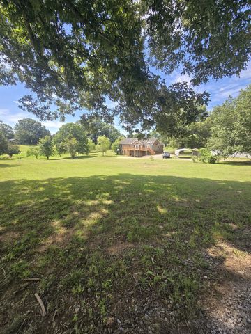 311 Downs Rd, Cumberland City, TN 37050