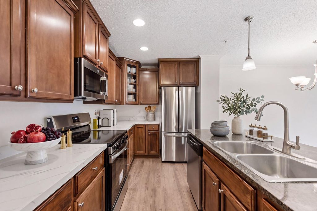 15302 60th Avenue N, Plymouth, MN 55446 — photo 5