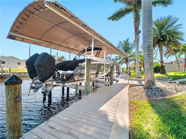 3109 SE 18th PL, Cape Coral, FL 33904