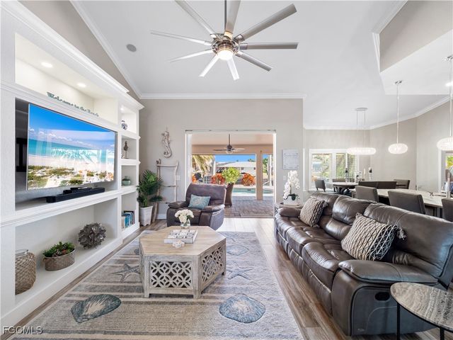 3109 SE 18th PL, Cape Coral, FL 33904